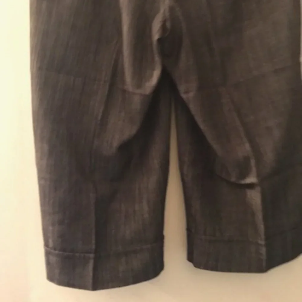 Tracy Evans dark grey